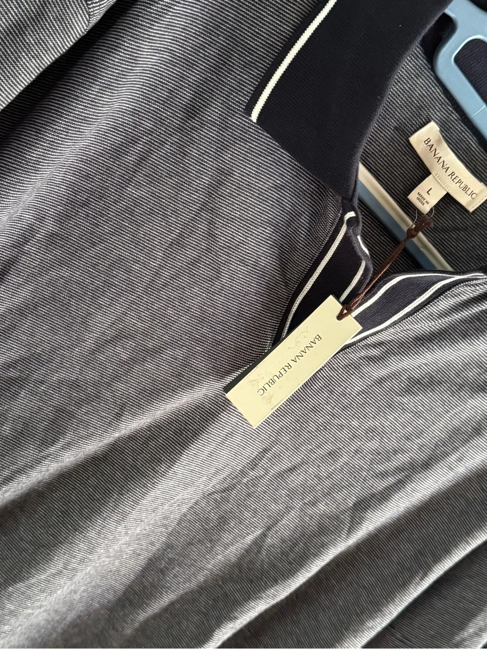 Banana Republic Men’s Navy & White Micro-Stripe Polo